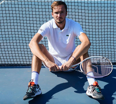 Tenue raquette chaussures de tennis Daniil Medvedev